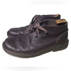Dr. Martens Brown Sussex Bear
Track Slip Resistant Chukka
Boots Size 11